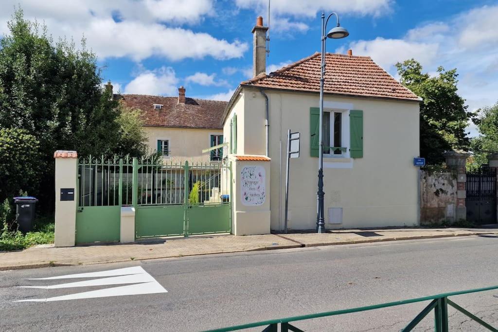 Maison 15 Minutes De Disney Le Refuge Des Contes Mareuil-lès-Meaux Eksteriør bilde